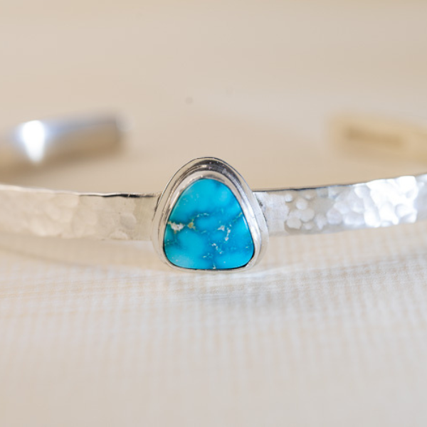 Navajo Sterling silver turquoise cuff deals bracelet