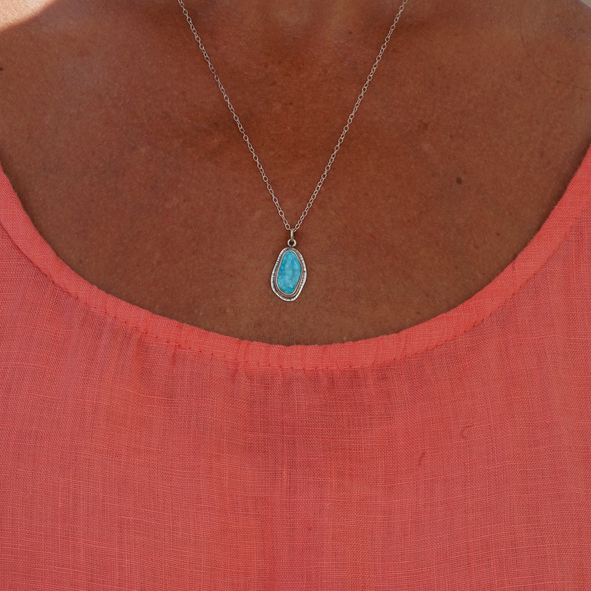 Kingman Turquoise Pendant with Textured Edge - Small