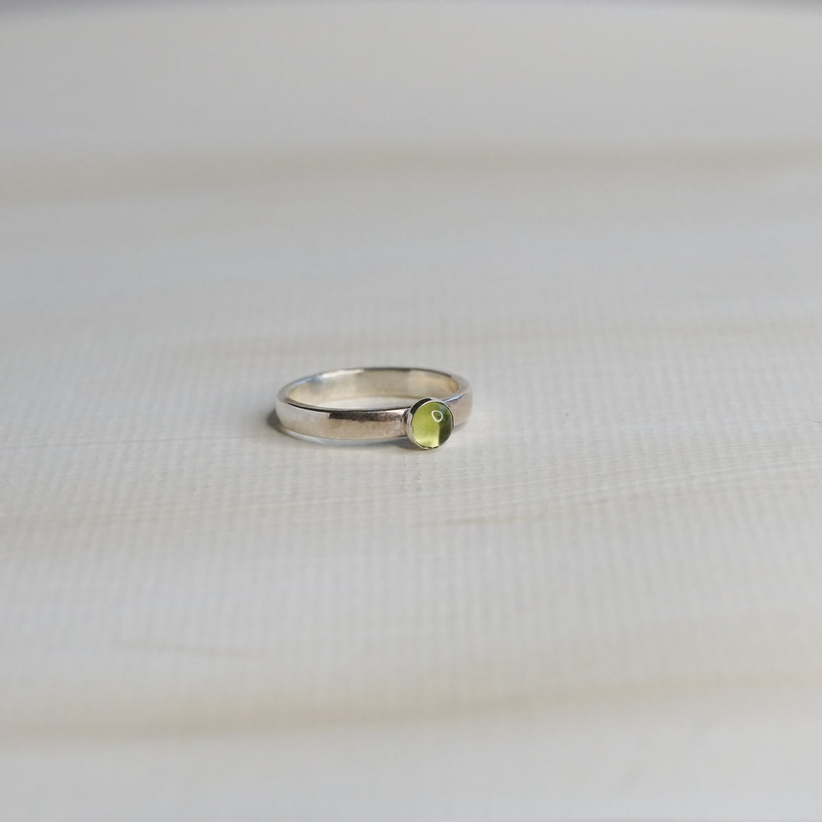 Green Peridot Silver Stacking Ring (5mm)