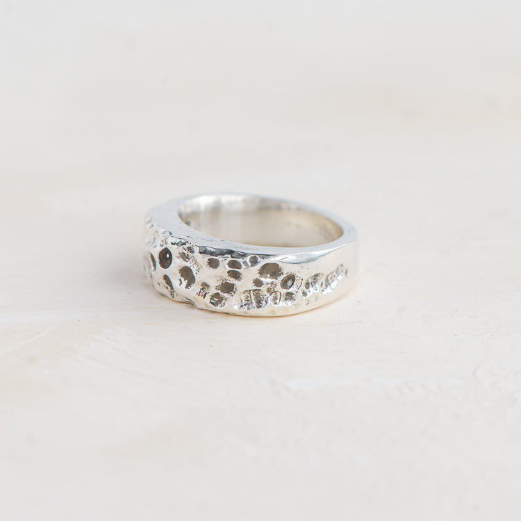 Sterling Silver Gravel Ring with Platinum Jubilee Hallmark